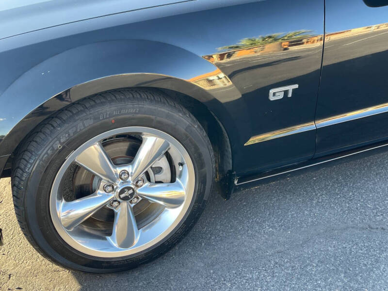 2007 Ford Mustang GT Deluxe