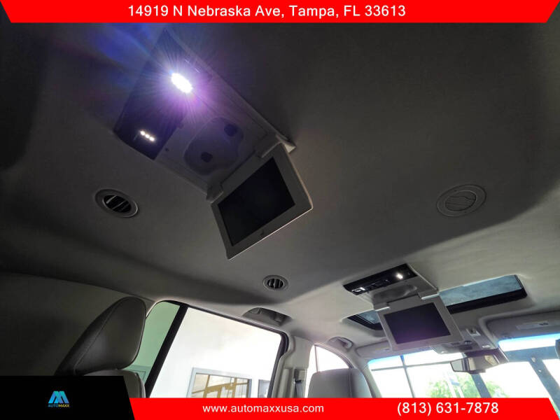 2019 GMC Yukon XL SLT