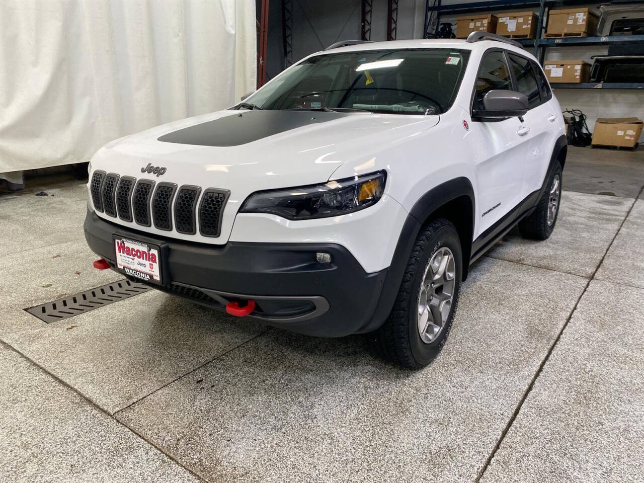 2020 Jeep Cherokee for sale at Victoria Auto Sales in Victoria, MN