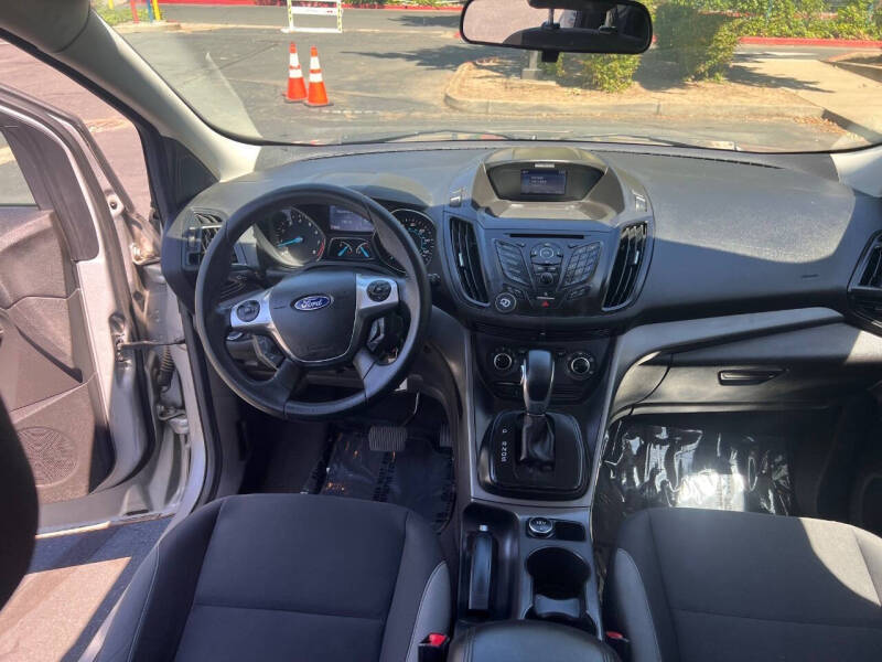 2014 Ford Escape S
