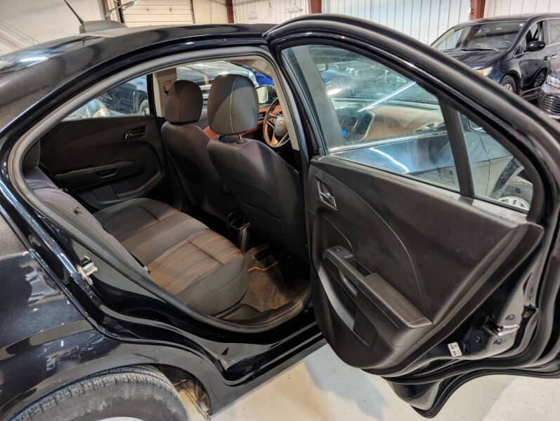 2015 Chevrolet Sonic LT Auto