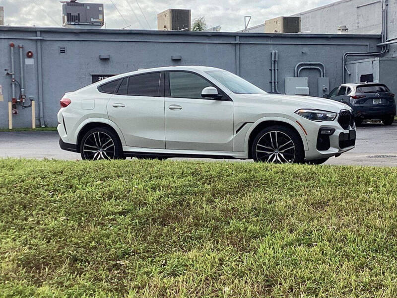 2020 BMW X6 M50i