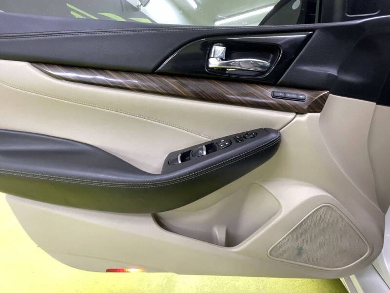 2016 Nissan Maxima Platinum