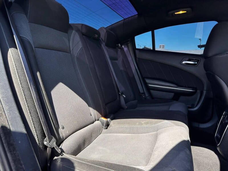 2019 Dodge Charger SXT
