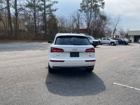 2018 Audi Q5 2.0T quattro Premium Plus