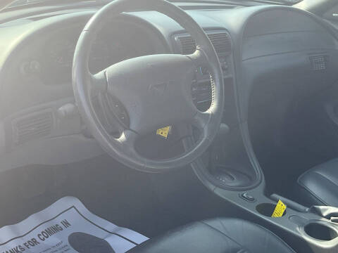 2003 Ford Mustang Premium