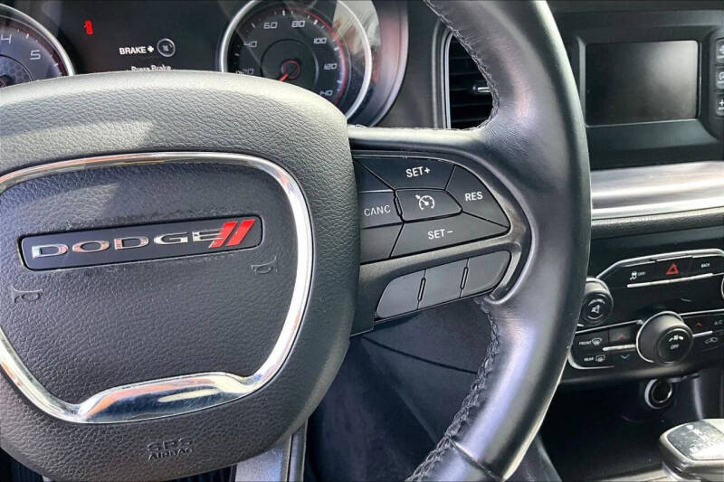 2016 Dodge Charger SE