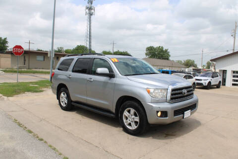 2017 Toyota Sequoia SR5