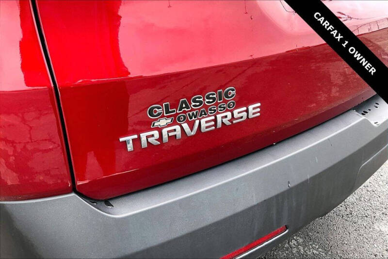2023 Chevrolet Traverse LT Cloth