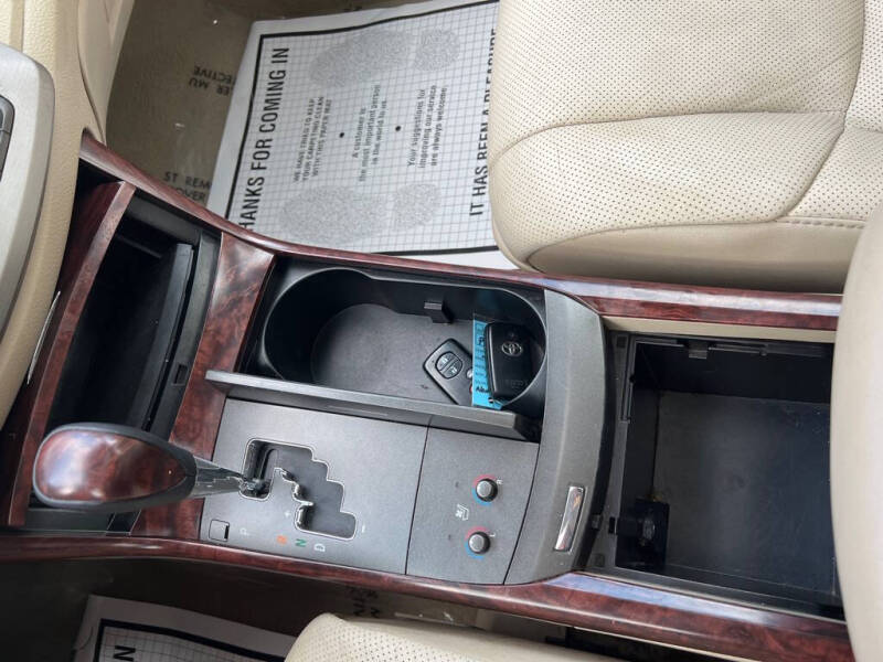 2011 Toyota Avalon Limited