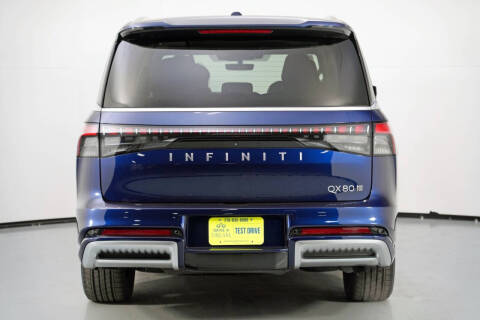 2025 Infiniti QX80 Luxe