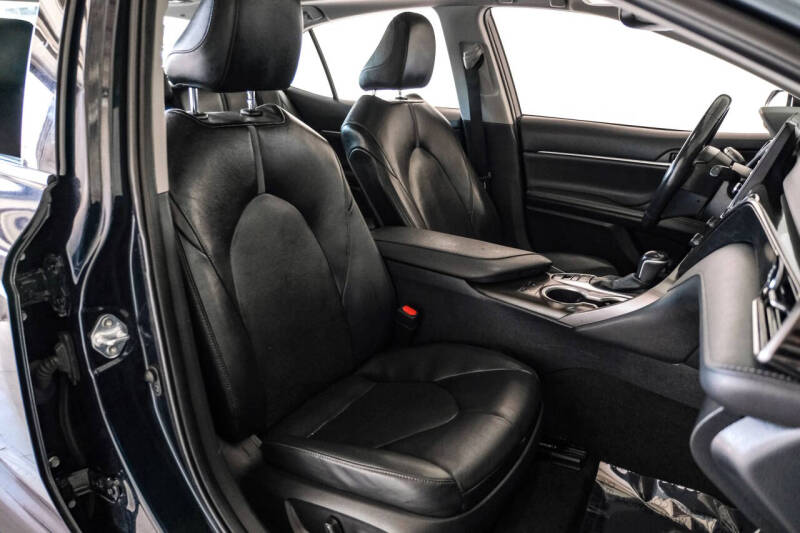 2021 Toyota Camry XLE V6
