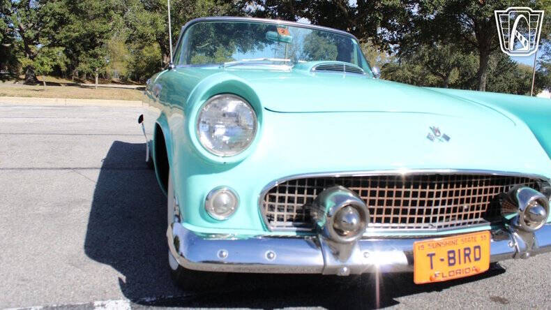 1955 Ford Thunderbird