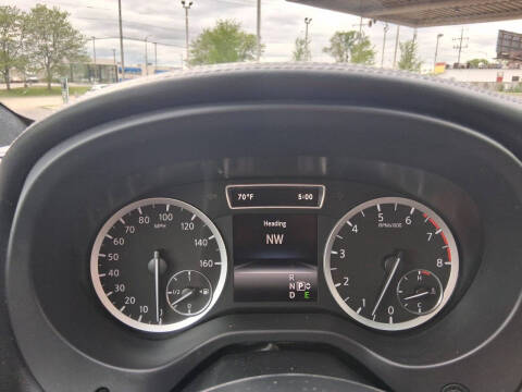 2017 Infiniti QX30 Premium