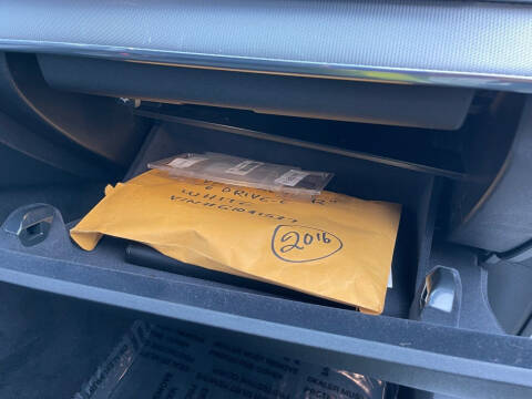 2016 Volvo XC90 T6 R-Design