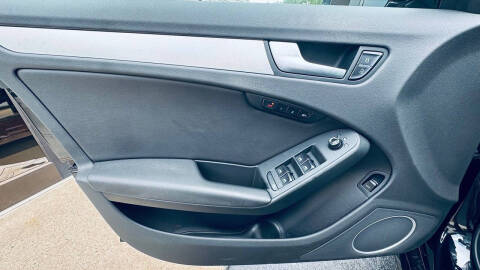 2012 Audi A4 2.0T quattro Avant Prestige