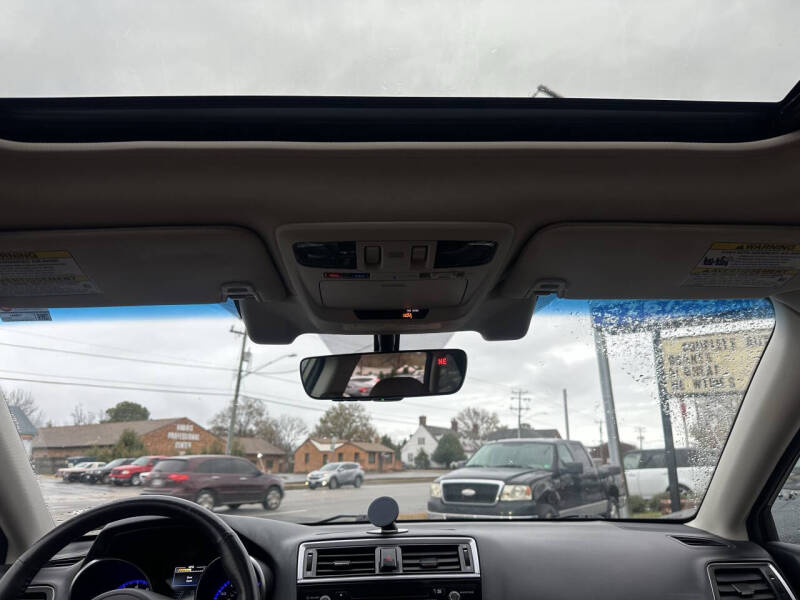 2017 Subaru Outback 2.5i Touring