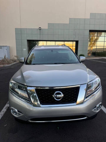 2016 Nissan Pathfinder SV