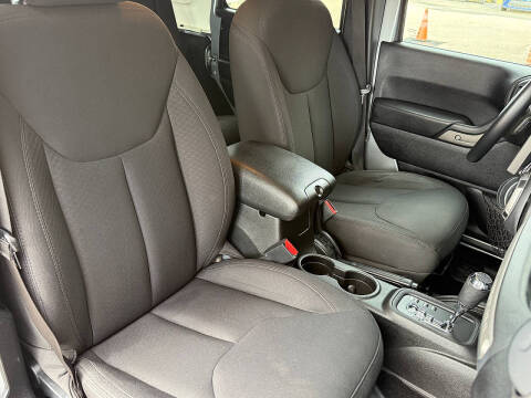 2016 Jeep Wrangler Unlimited Sport