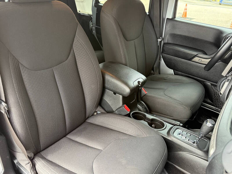 2016 Jeep Wrangler Unlimited Sport