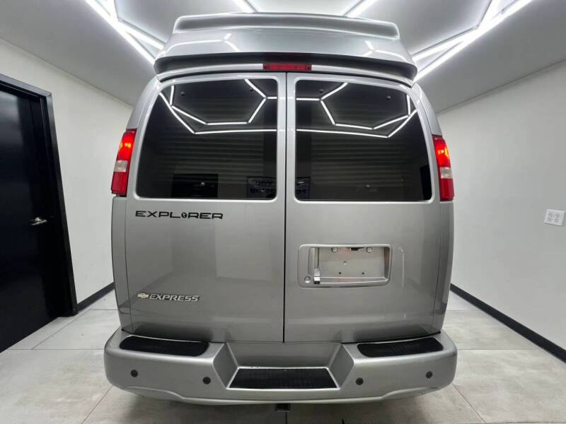 2021 Chevrolet Express LS 3500