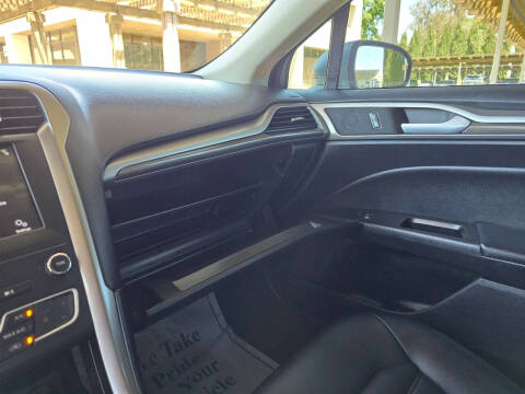 2019 Ford Fusion SEL