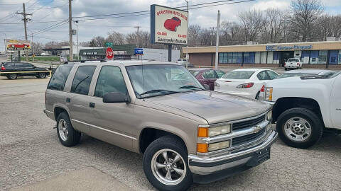 1999 Chevrolet Tahoe for sale at GLADSTONE AUTO SALES    GUARANTEED CREDIT APPROVAL in Gladstone MO