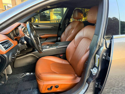 2017 Maserati Ghibli