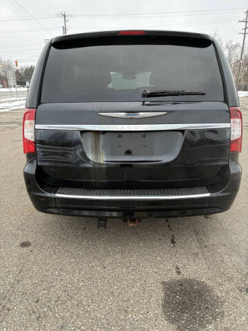 2014 Chrysler Town and Country Touring