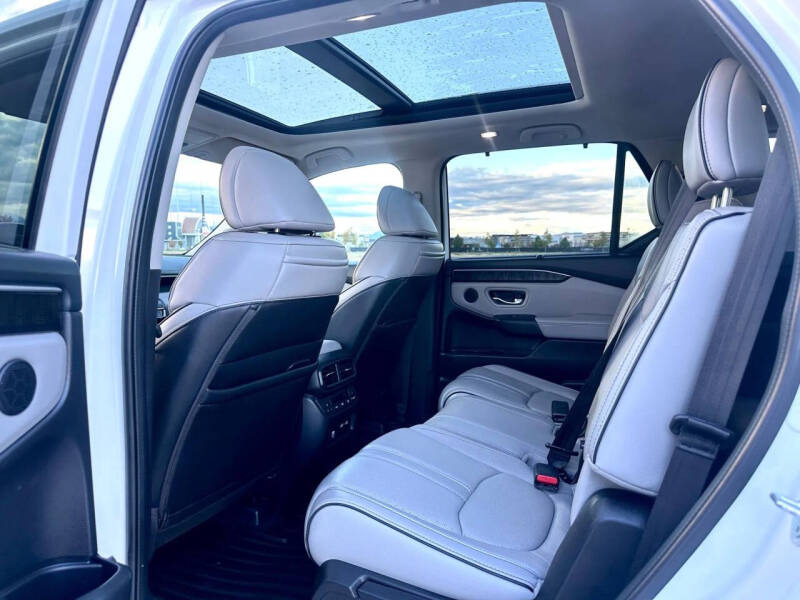 2023 Honda Pilot Elite