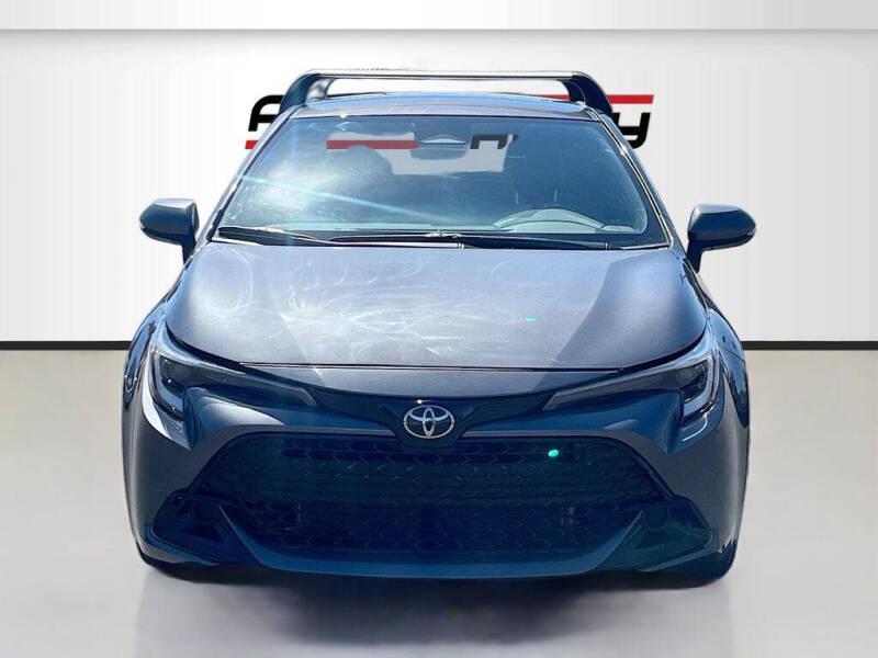 2025 Toyota Corolla Hatchback SE