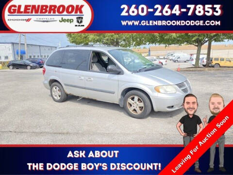 2005 Dodge Caravan for sale at Glenbrook Dodge Chrysler Jeep Ram and Fiat in Fort Wayne IN