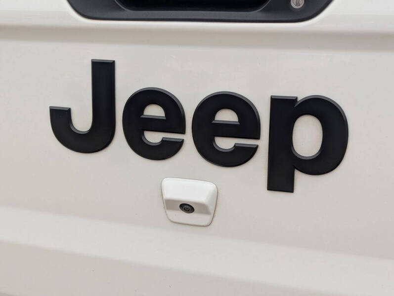 2022 Jeep Gladiator Willys