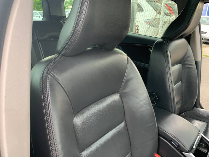 2012 Volvo XC70 3.2 Platinum