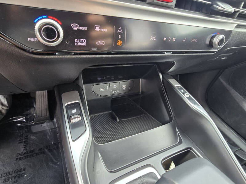 2024 Kia Sorento S