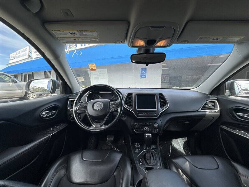 2019 Jeep Cherokee Trailhawk