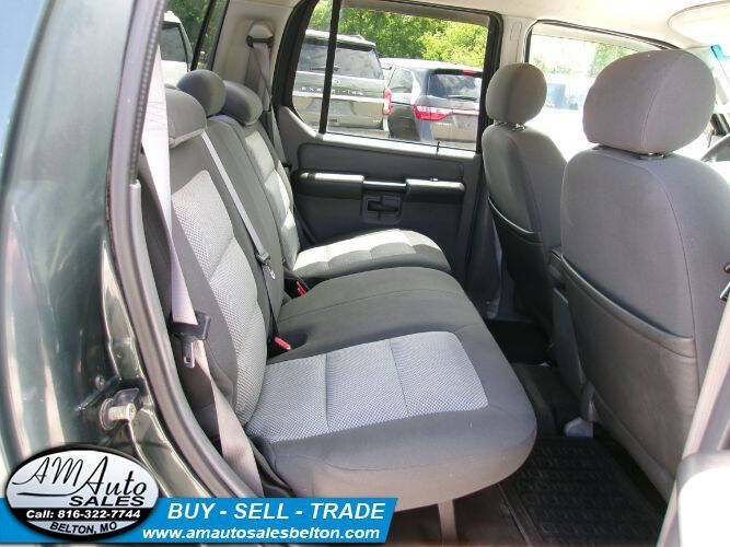 2004 Ford Explorer Sport Trac XLS