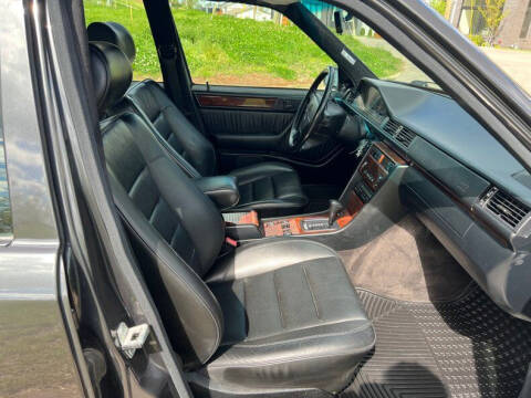 1992 Mercedes-Benz 500-Class 500 E