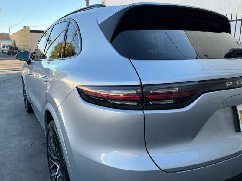 2019 Porsche Cayenne S