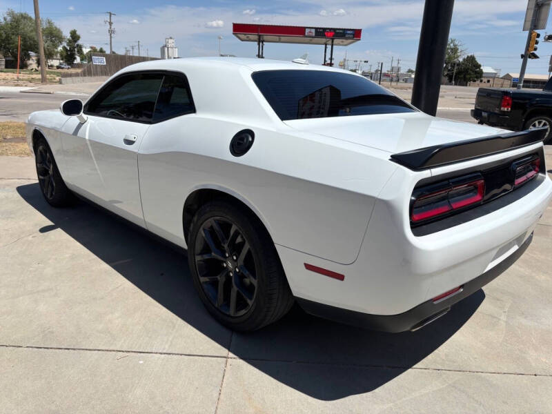 2022 Dodge Challenger SXT