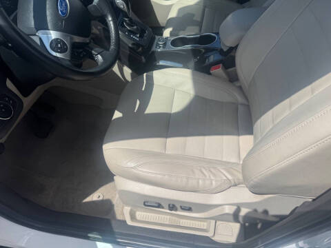 2014 Ford Escape Titanium
