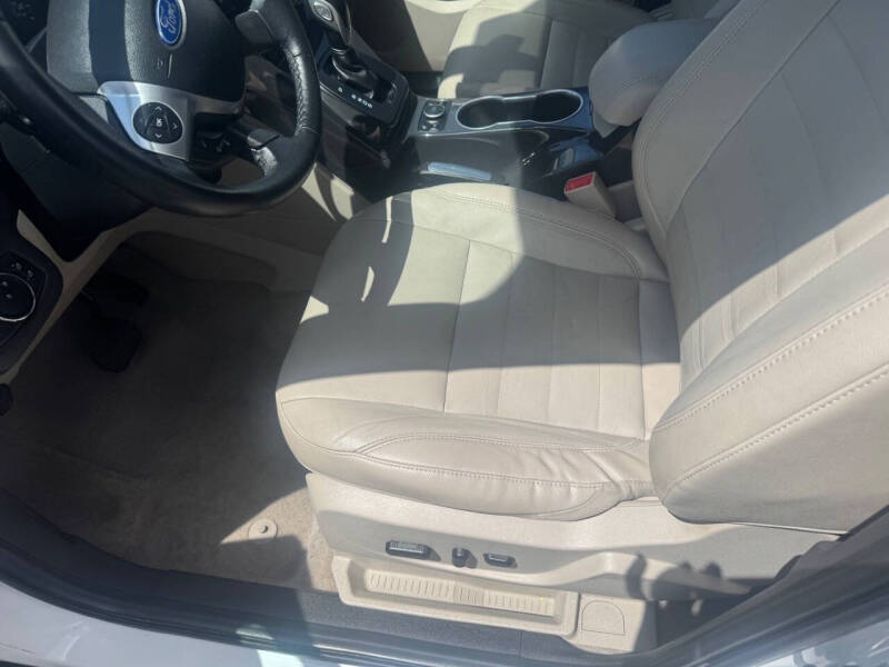 2014 Ford Escape Titanium