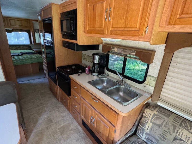 2004 Ford Motorhome Chassis