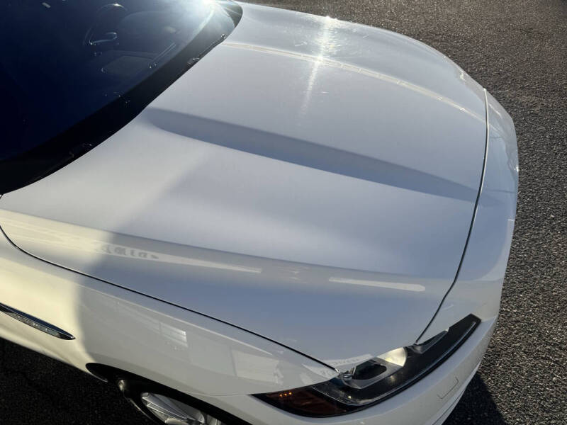 2019 Jaguar F-PACE 30t Prestige