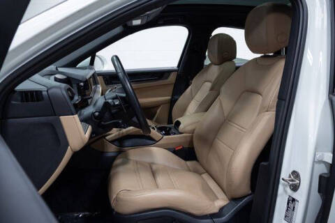 2024 Porsche Cayenne Coupe