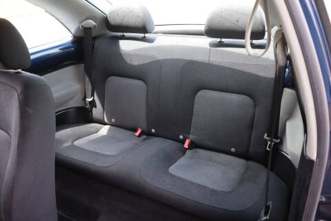 2003 Volkswagen New Beetle GL