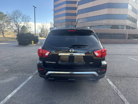2017 Nissan Pathfinder S