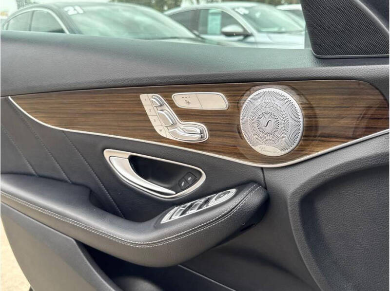 2019 Mercedes-Benz C-Class C 300