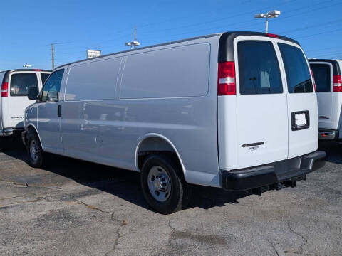 2025 Chevrolet Express 2500