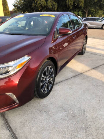 2017 Toyota Avalon XLE